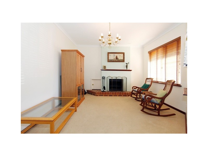 106 Rothesay Heights, Mindarie WA 6030