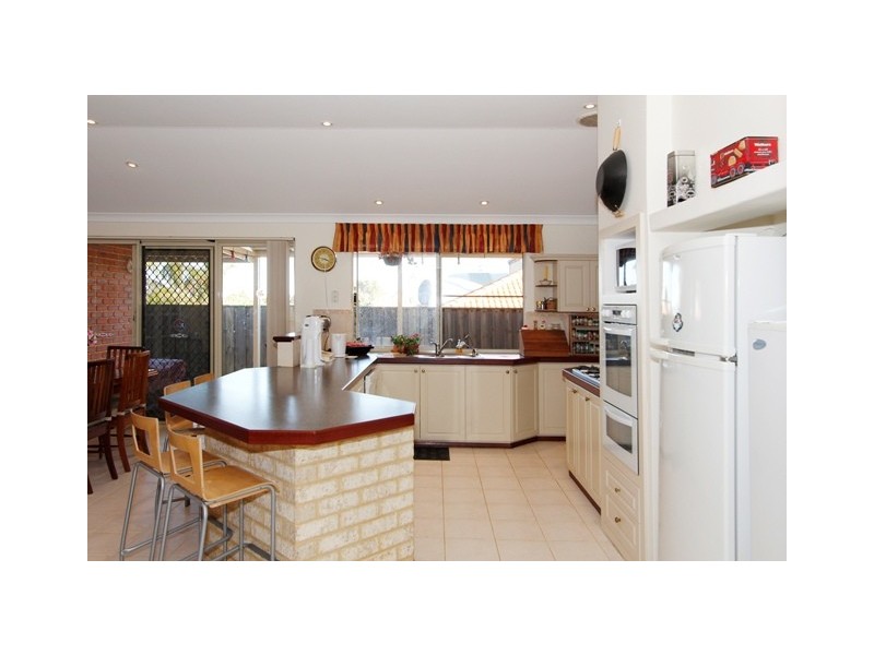 106 Rothesay Heights, Mindarie WA 6030