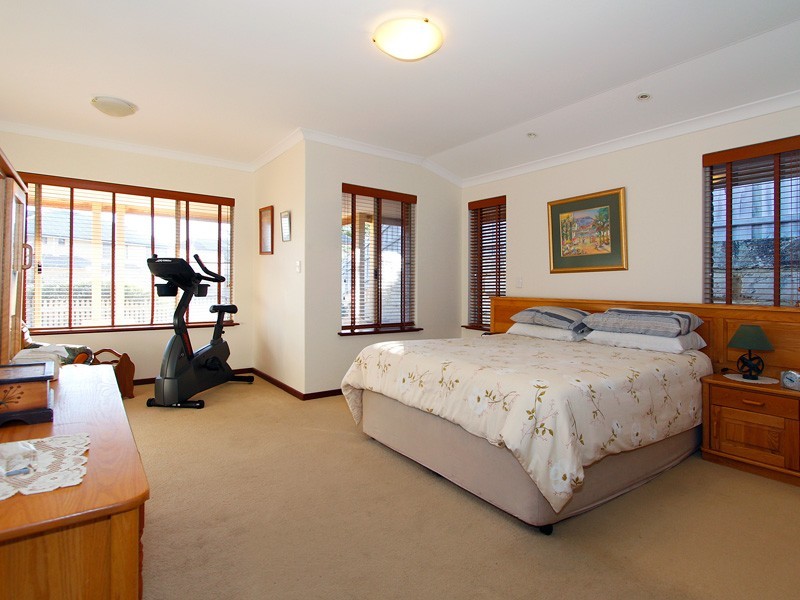 106 Rothesay Heights, Mindarie WA 6030
