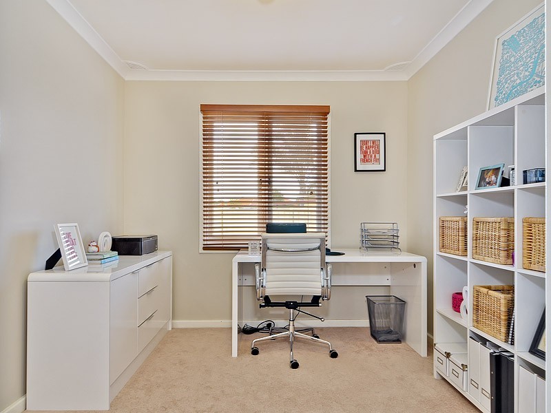 40B Meakers Way, Girrawheen WA 6064