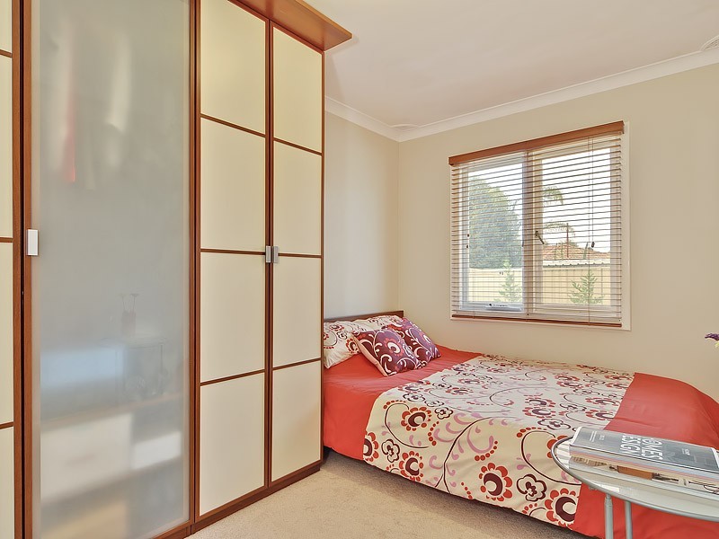 40B Meakers Way, Girrawheen WA 6064