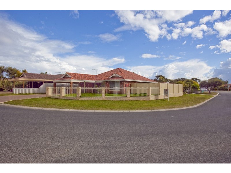 6A Larkspur Place, Heathridge WA 6027