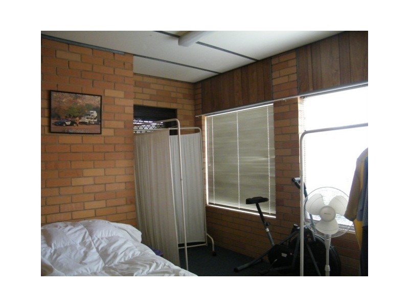 13/8 Baretta Road, Wangara WA 6065