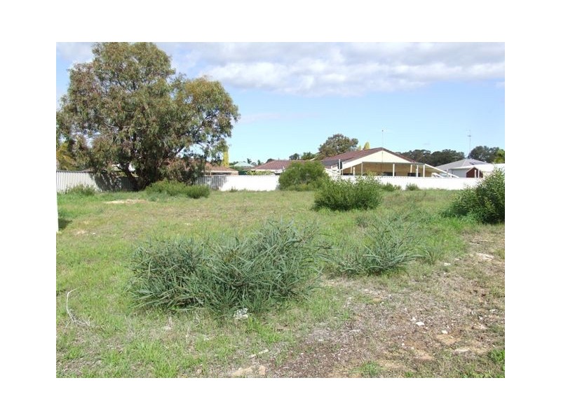 9 Dior Place, Mandurah WA 6210