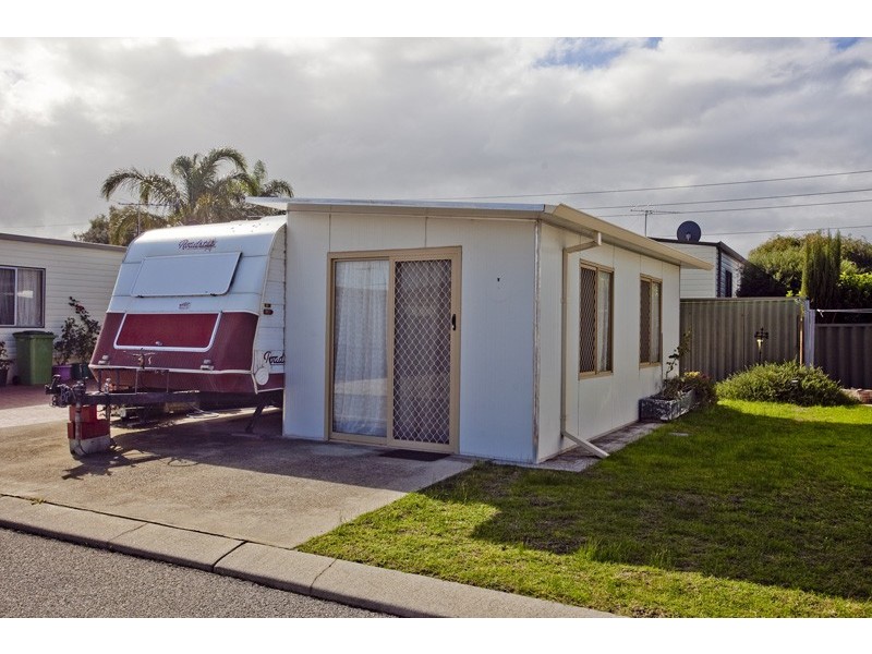 24/30 Mangano Place, Wanneroo WA 6065