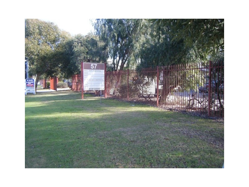 8/57 Paramount Drive, Wangara WA 6065