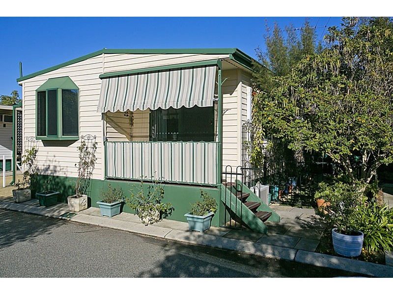 10/30 Mangano Place, Wanneroo WA 6065