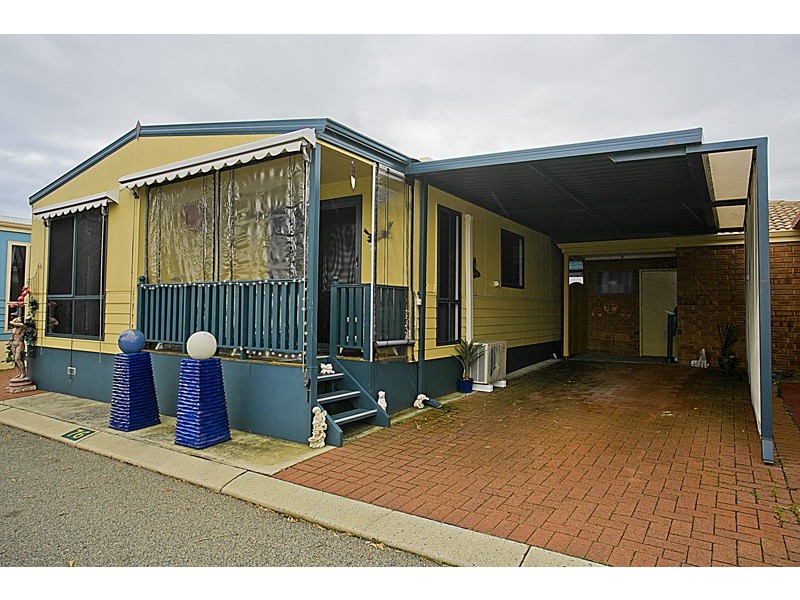 76/30 Mangano Place, Wanneroo WA 6065