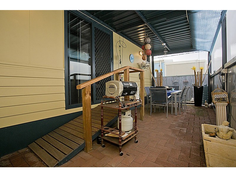 76/30 Mangano Place, Wanneroo WA 6065