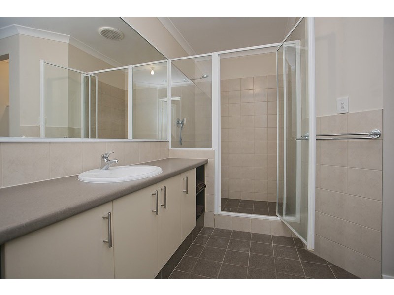 33 Roslin Road, Wanneroo WA 6065