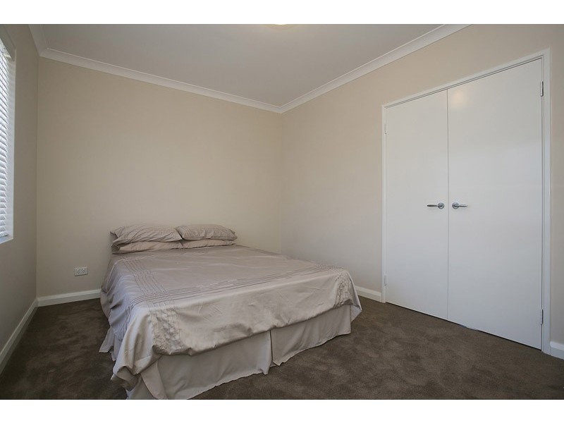 33 Roslin Road, Wanneroo WA 6065