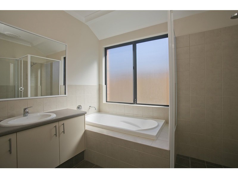 33 Roslin Road, Wanneroo WA 6065