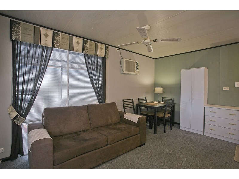 61/30 Mangano Place, Wanneroo WA 6065