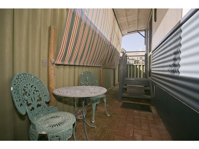 61/30 Mangano Place, Wanneroo WA 6065