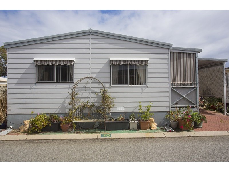 70/30 Mangano Place, Wanneroo WA 6065