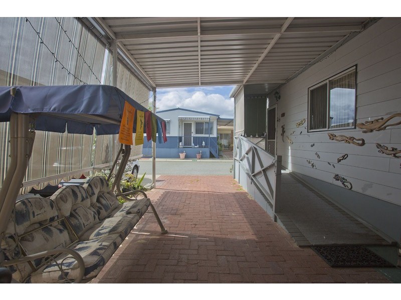 70/30 Mangano Place, Wanneroo WA 6065