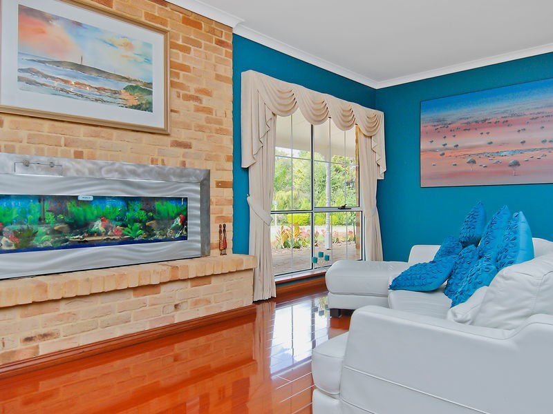 43 Louise Place, Wanneroo WA 6065