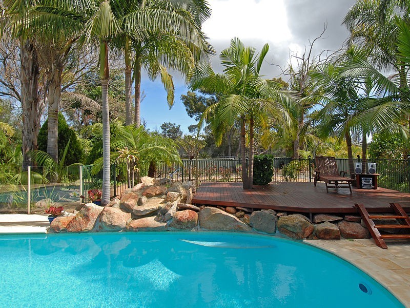 43 Louise Place, Wanneroo WA 6065