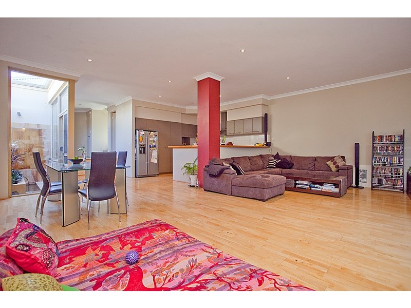 176B Alice Street, Doubleview WA 6018