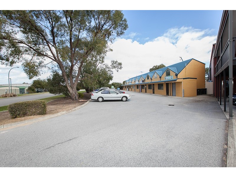 7/8 Day Road, East Rockingham WA 6168