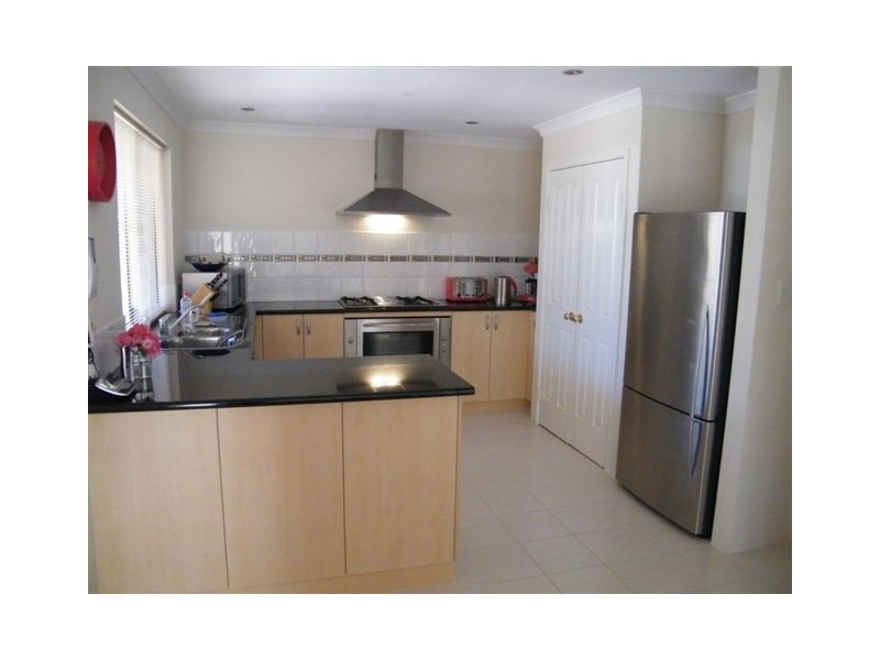 17 St Louis Avenue, Hocking WA 6065