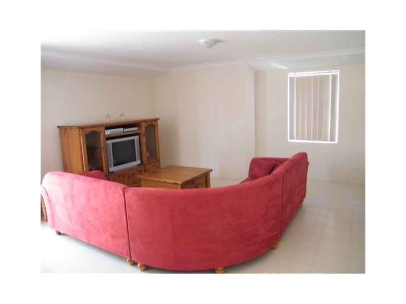 17 St Louis Avenue, Hocking WA 6065