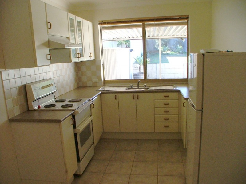 7B Deepdene Close, Heathridge WA 6027