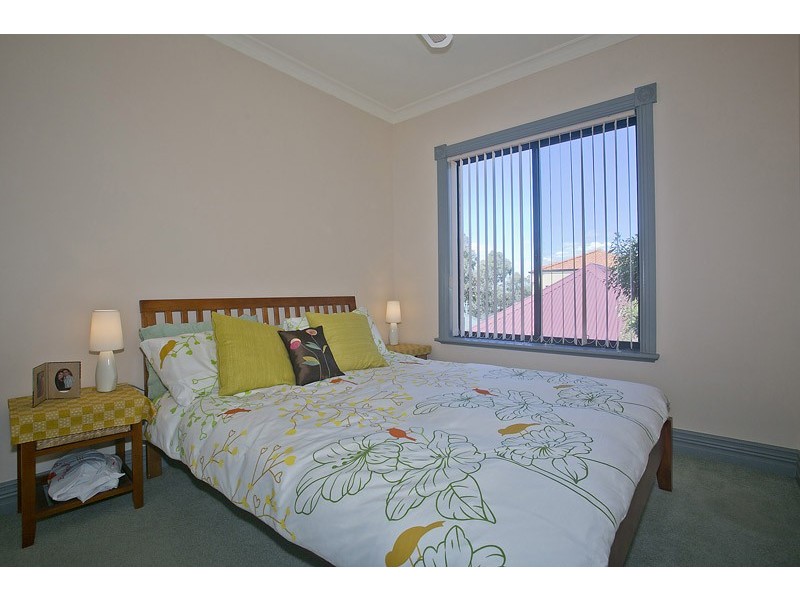 1/198 Lakeside Drive, Joondalup WA 6027