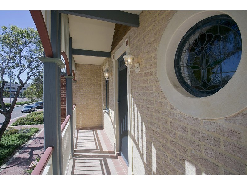 1/198 Lakeside Drive, Joondalup WA 6027