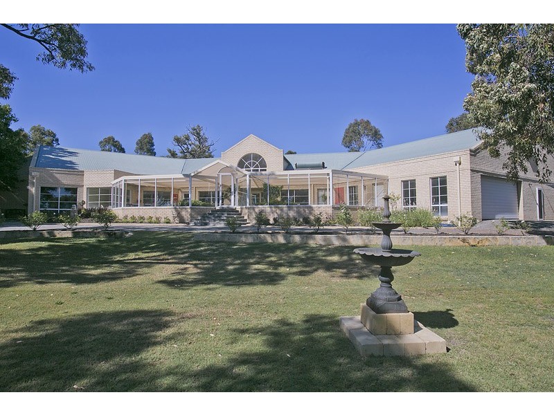 95 Colonial Circle, Gnangara WA 6077