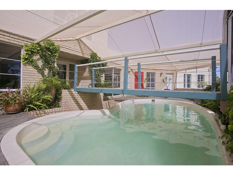 95 Colonial Circle, Gnangara WA 6077