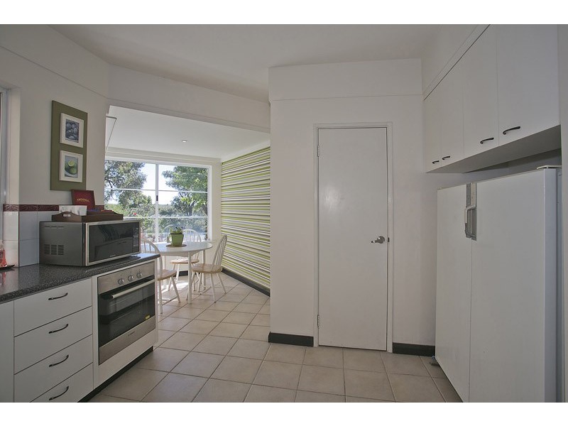 95 Colonial Circle, Gnangara WA 6077