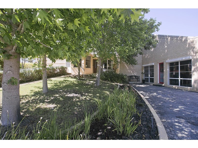 95 Colonial Circle, Gnangara WA 6077