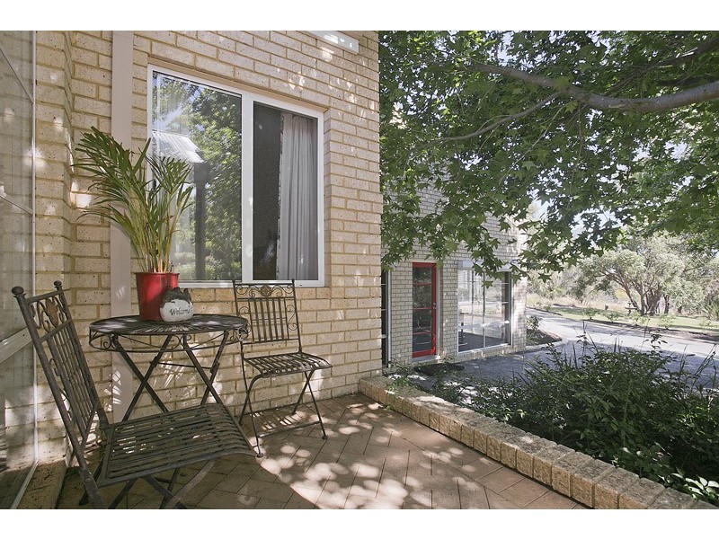 95 Colonial Circle, Gnangara WA 6077