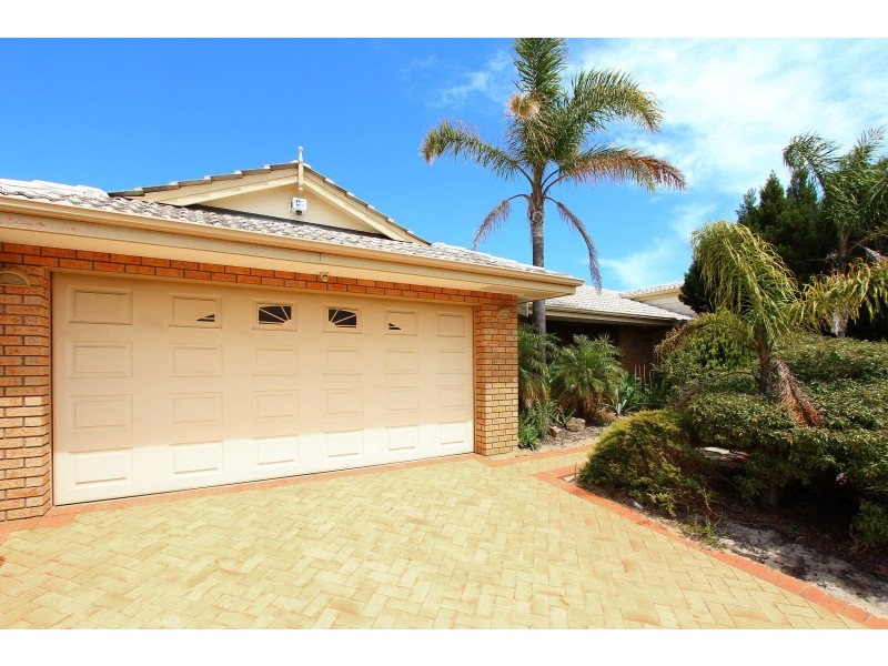 105 Contour Drive, Mullaloo WA 6027