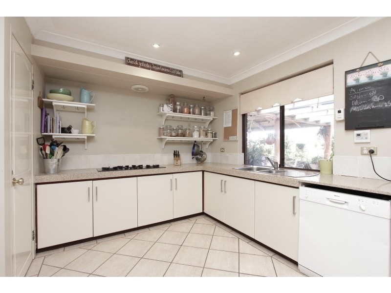 105 Contour Drive, Mullaloo WA 6027