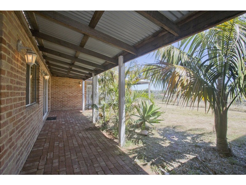 66 Pinecrest Way, Gnangara WA 6077