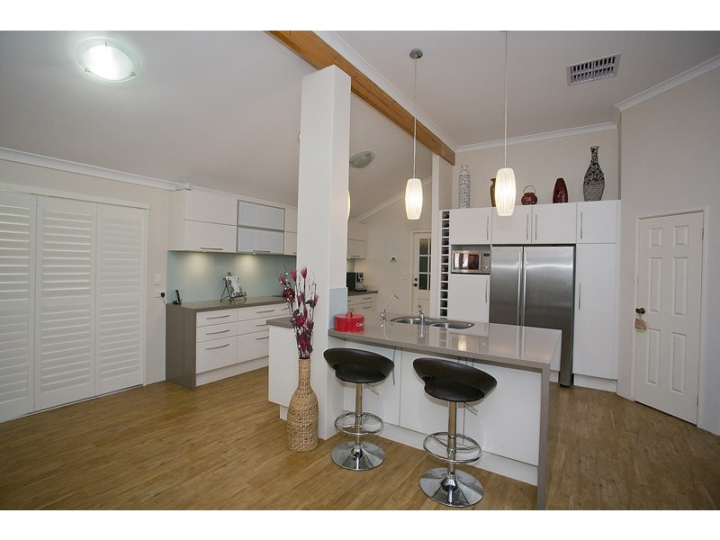 7 Coate Lane, Landsdale WA 6065