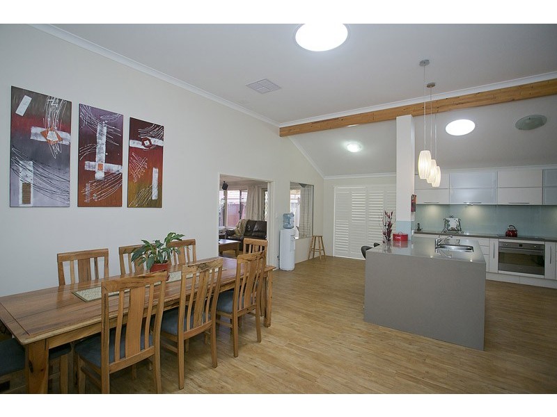 7 Coate Lane, Landsdale WA 6065