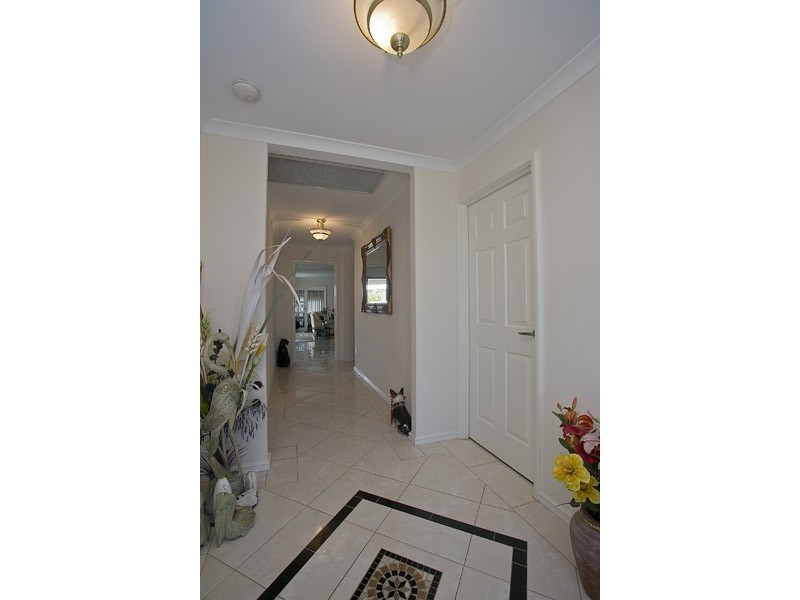 33 Vinciullo Way, Sinagra WA 6065