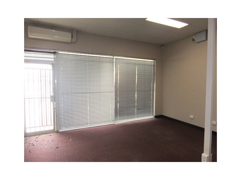 1 and 2/1 Irwin Road, Wangara WA 6065