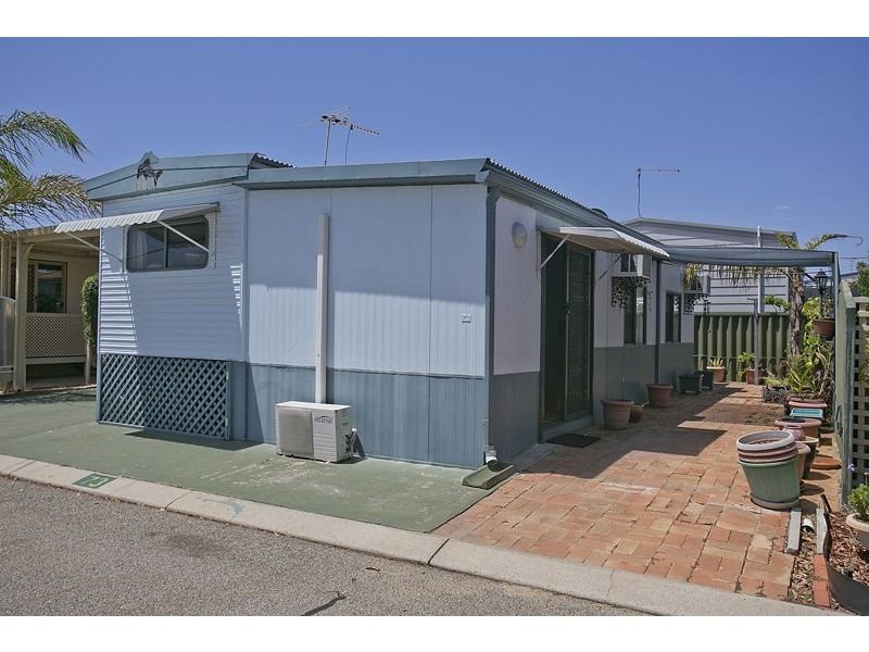73/30 Mangano Place, Wanneroo WA 6065