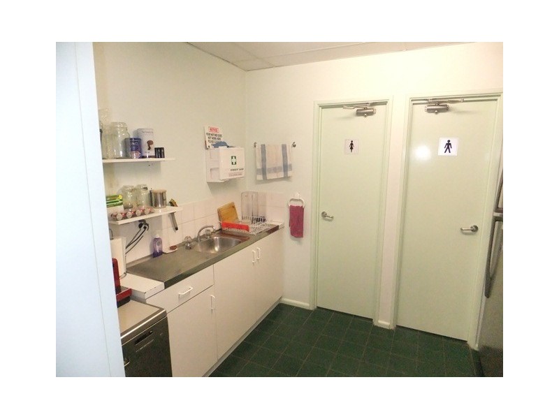 1/32 Buckingham Drive, Wangara WA 6065