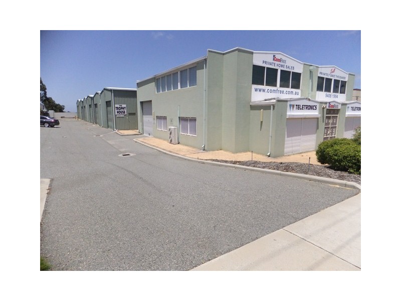 1/32 Buckingham Drive, Wangara WA 6065