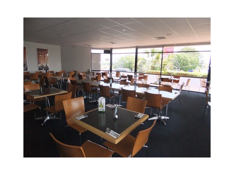 2/3 Bergen Way, Mindarie WA 6030