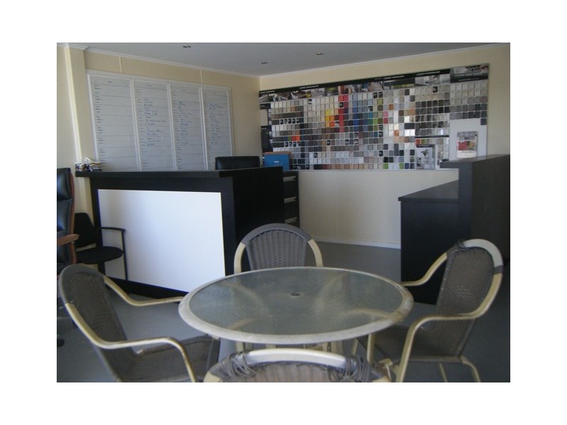 4/6B Baretta Road, Wangara WA 6065