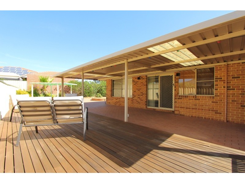 6 Hemmings Close, Clarkson WA 6030