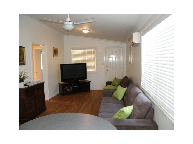 17/30 Mangano Place, Wanneroo WA 6065