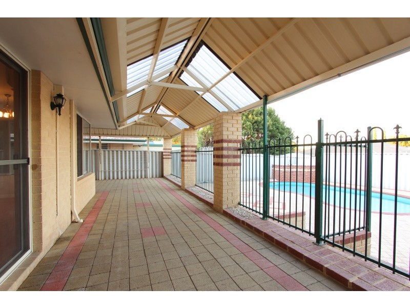 11 Esther Loop, Wanneroo WA 6065