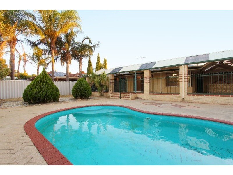 11 Esther Loop, Wanneroo WA 6065